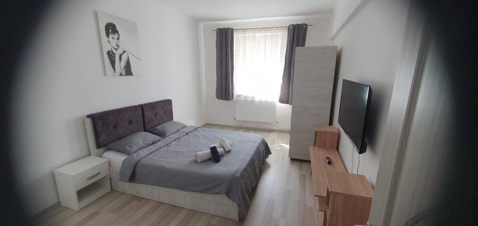 Aeroport Accommodation Bacau Ngoại thất bức ảnh