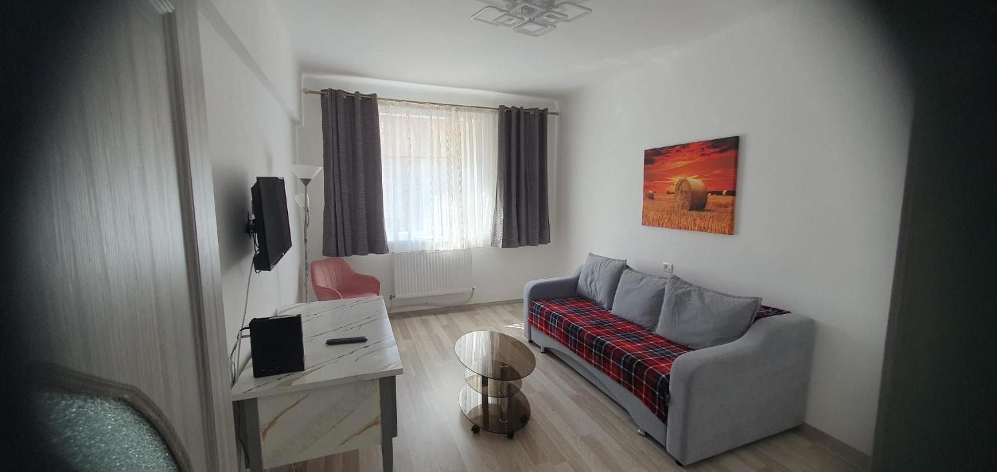Aeroport Accommodation Bacau Ngoại thất bức ảnh