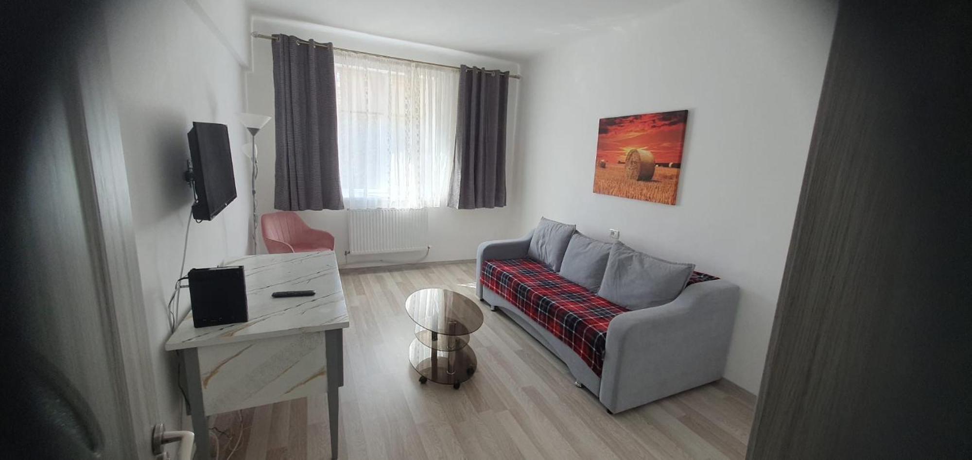 Aeroport Accommodation Bacau Ngoại thất bức ảnh